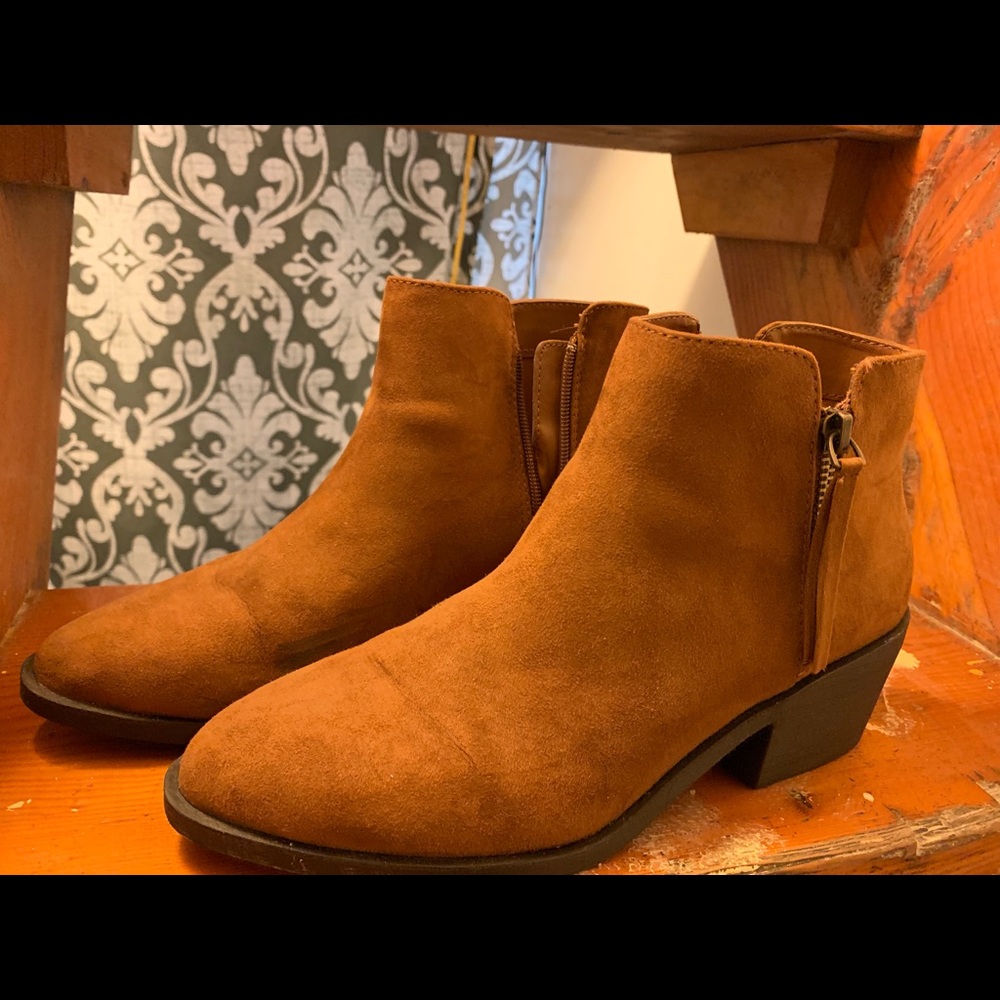 Forever 21 ankle boots!
